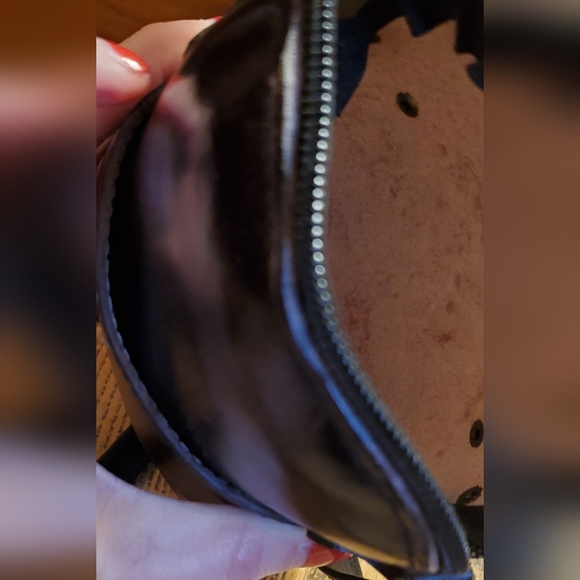 Handmade Leather Tree of Life Purse - Picture 5 of 5